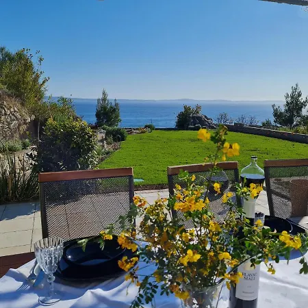 Luxury Penthouse With Private Garden And Seaview Appartamento *