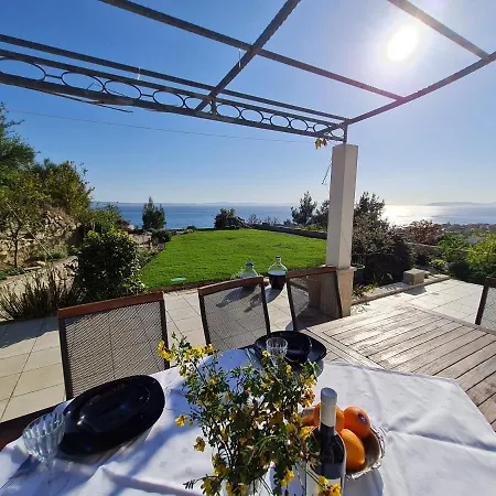 Appartamento Luxury Penthouse With Private Garden And Seaview
