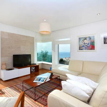 Luxury Penthouse With Private Garden And Seaview Appartamento